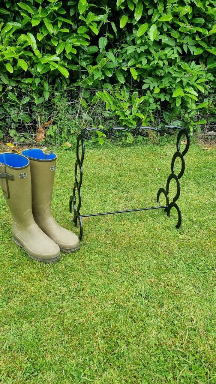 Horse Shoe Wellie rack